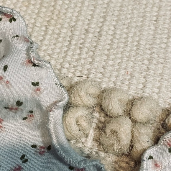 White n pink rose BM top - Picture 2 of 3